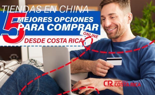 hombre de tez blanca comprando online desde costa rica